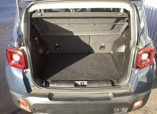 Jeep RENEGADE Nouveau 1.5 Turbo T4 130 ch BVR7 e-Hybrid Altitude