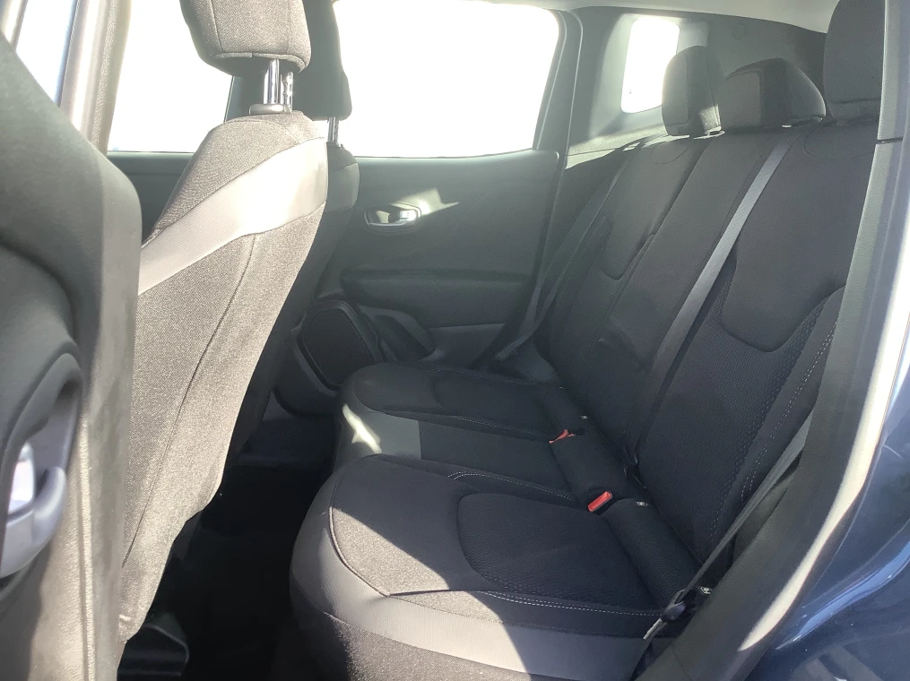 Jeep RENEGADE 1.5 Turbo T4 130 ch BVR7 e-Hybrid Altitude