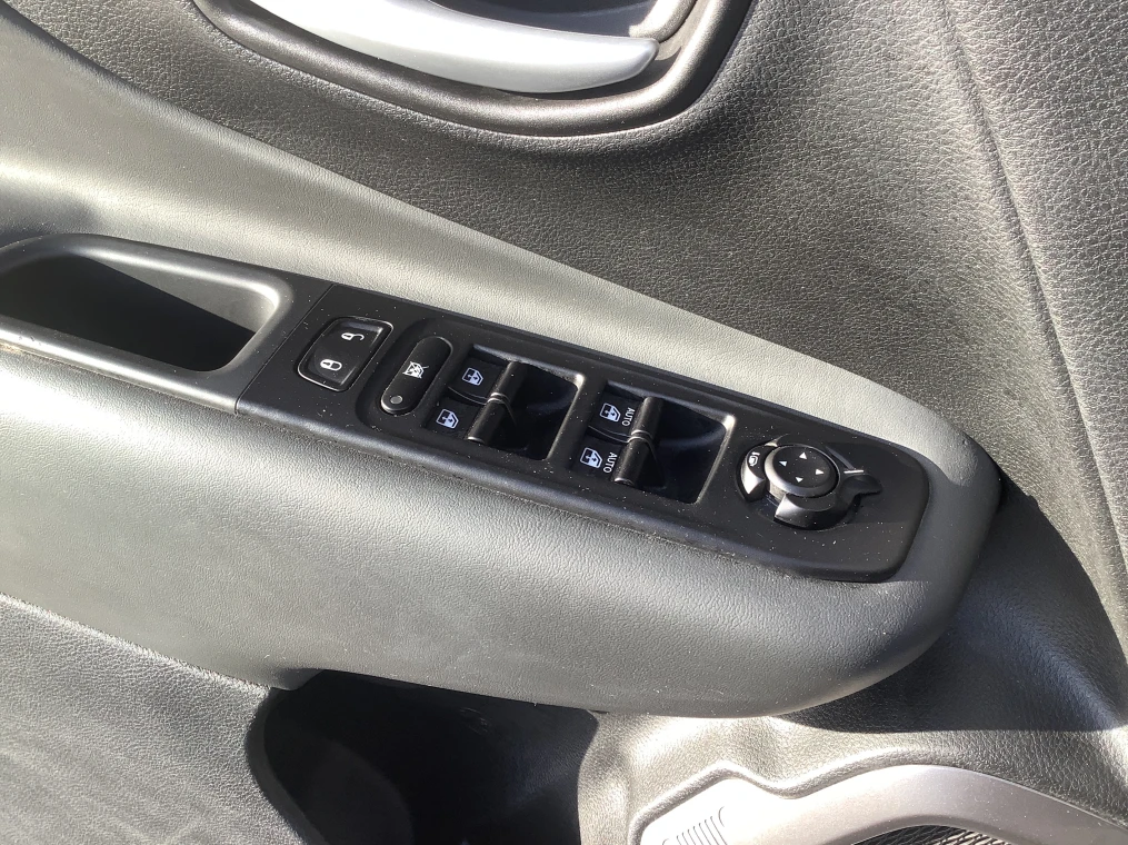 Jeep RENEGADE 1.5 Turbo T4 130 ch BVR7 e-Hybrid Altitude