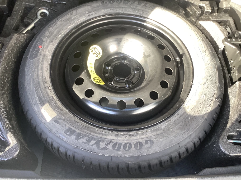 Jeep RENEGADE 1.5 Turbo T4 130 ch BVR7 e-Hybrid Altitude