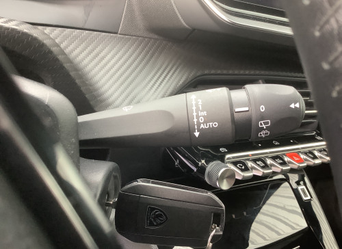 Peugeot 2008 Nouveau 100 S&S BVM6 Allure