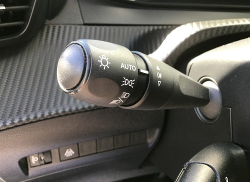 Peugeot 208 PureTech 100 S&S BVM6 Active