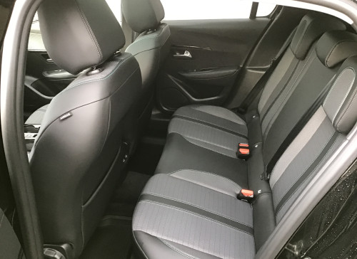 Peugeot 208 PureTech 100 S&S BVM6 Allure Pack