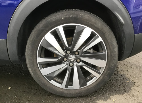 Peugeot 3008 BlueHDi 130ch S&S EAT8 Allure