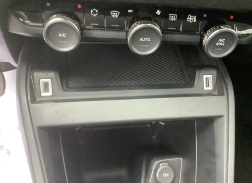 Citroën C4 Hybride 136 e-DCS6 Plus