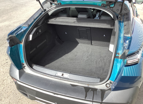 Peugeot 408 Hybrid 136 e-DCS6 Allure