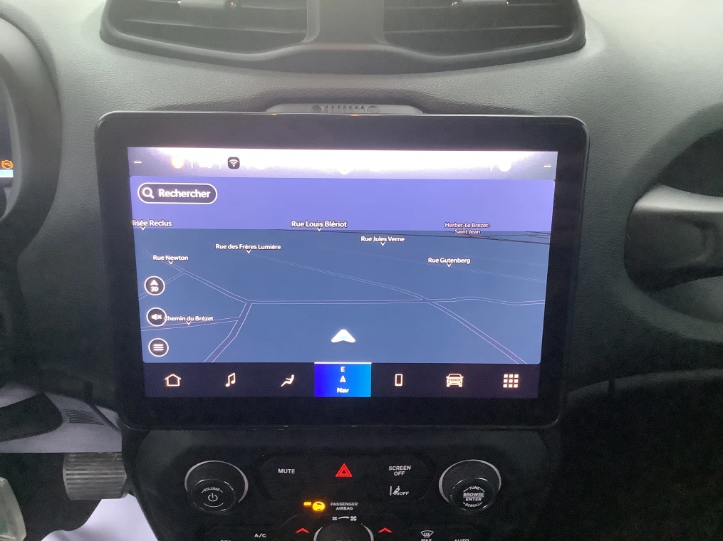 Jeep RENEGADE 1.5 Turbo T4 130 ch BVR7 e-Hybrid Altitude