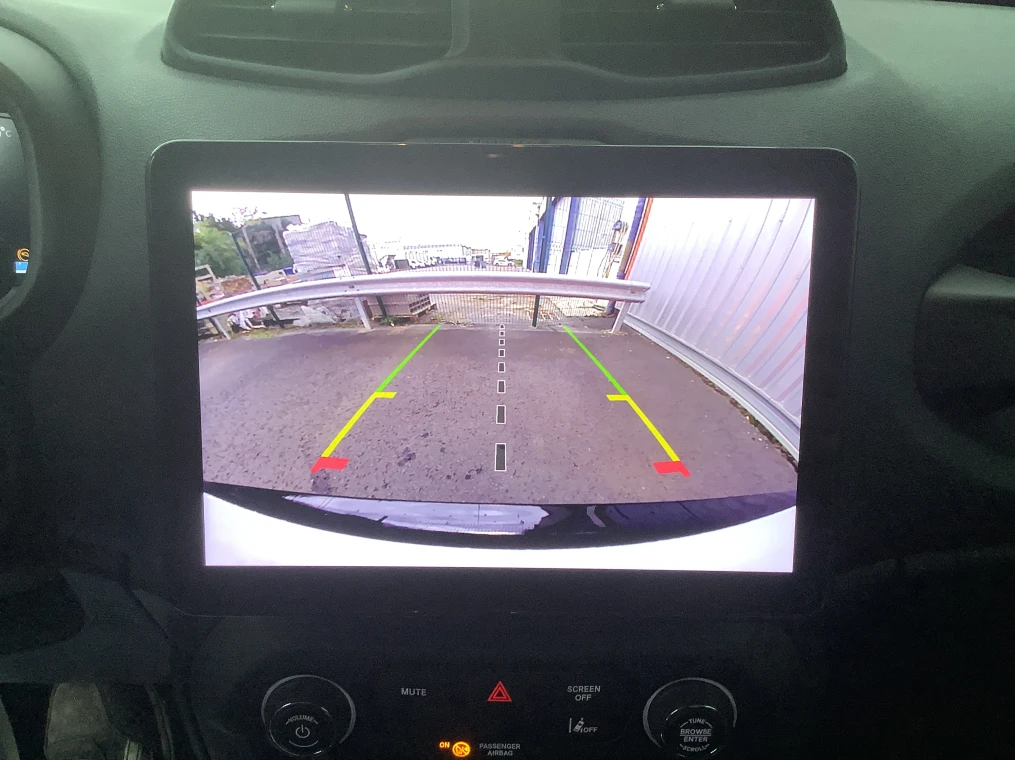 Jeep RENEGADE 1.5 Turbo T4 130 ch BVR7 e-Hybrid Altitude