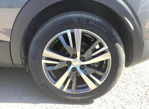 Peugeot 3008 Hybrid 180 e-EAT8 Allure Pack