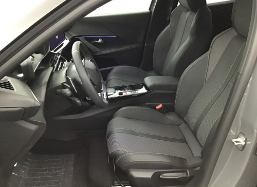 Peugeot 2008 Nouveau Hybrid 145 e-DCS6 GT