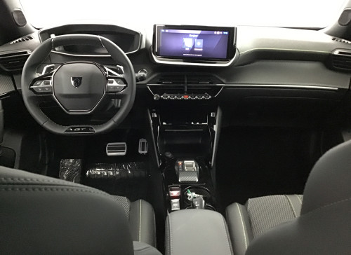 Peugeot 2008 Nouveau Hybrid 145 e-DCS6 GT