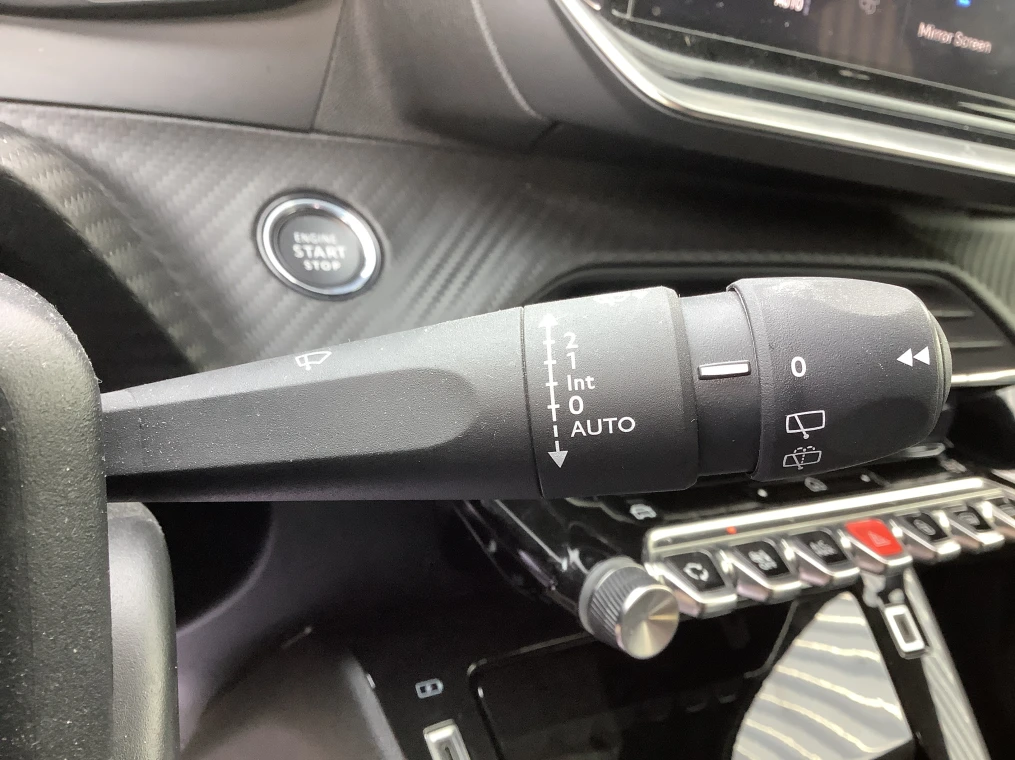 Peugeot 2008 100 S&S BVM6 Allure