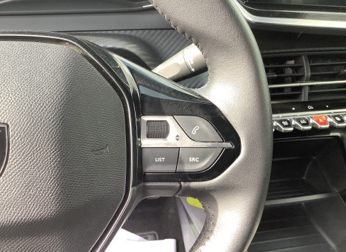 Peugeot 208 Nouvelle PureTech 100 S&S BVM6 Active