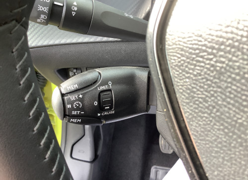 Peugeot 208 Nouvelle PureTech 100 S&S BVM6 Active