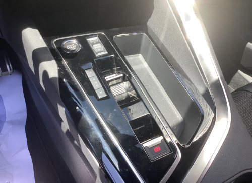 Peugeot 3008 Hybrid 145 e-DCS6 GT