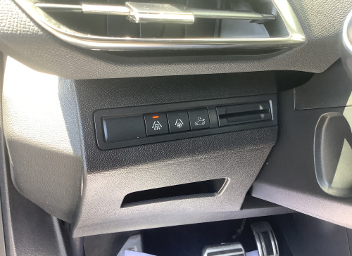 Peugeot 3008 Hybrid 145 e-DCS6 GT
