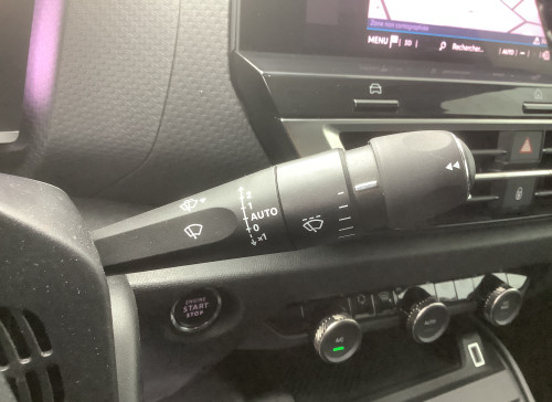 Citroën C4 PureTech 130 S&S EAT8 Shine