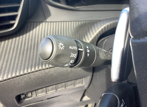 Peugeot 2008 Nouveau PureTech 130 S&S EAT8 Allure