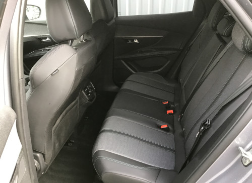 Peugeot 3008 Puretech 130ch S&S BVM6 Allure Pack