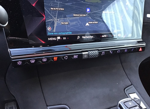DS DS7 CROSSBACK BlueHDi 130 EAT8 Performance Line+