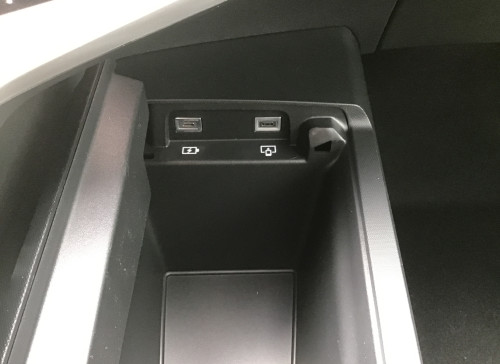 Peugeot 3008 Nouveau Hybrid 136 e-DCS6 Allure