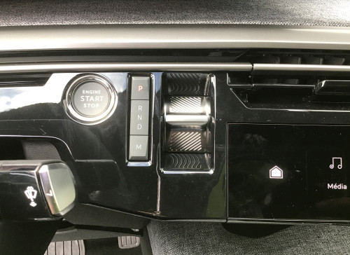 Peugeot 3008 Nouveau Hybrid 136 e-DCS6 Allure