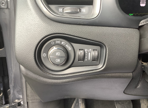 Jeep RENEGADE Nouveau 1.5 Turbo T4 130 ch BVR7 e-Hybrid Altitude