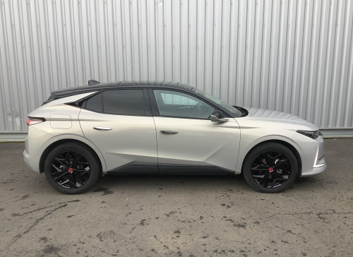 DS DS 4 Nouvelle PureTech 130 EAT8 Performance Line