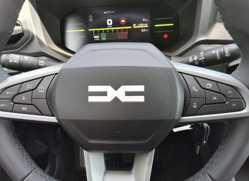 Dacia DUSTER Nouveau Mild Hybrid 140 Expression