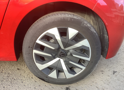 Peugeot 208 Nouvelle PureTech 100 S&S BVM6 Active