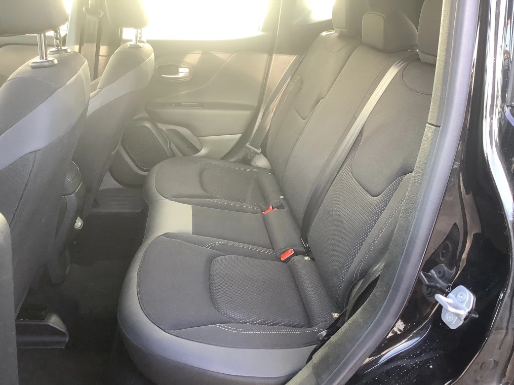 Jeep RENEGADE 1.5 Turbo T4 130 ch BVR7 e-Hybrid Altitude