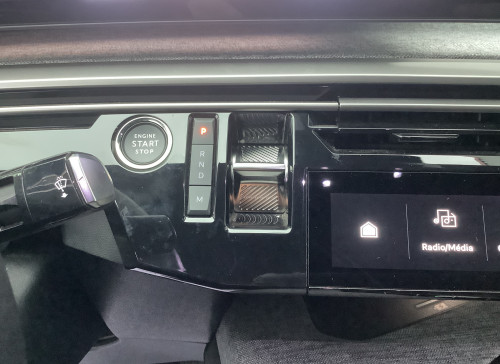 Peugeot 3008 Nouveau Hybrid 136 e-DCS6 Allure