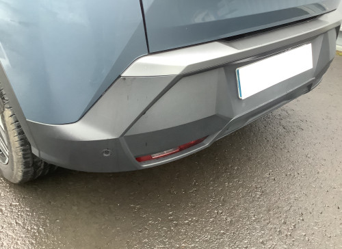 Peugeot 3008 Nouveau Hybrid 136 e-DCS6 Allure