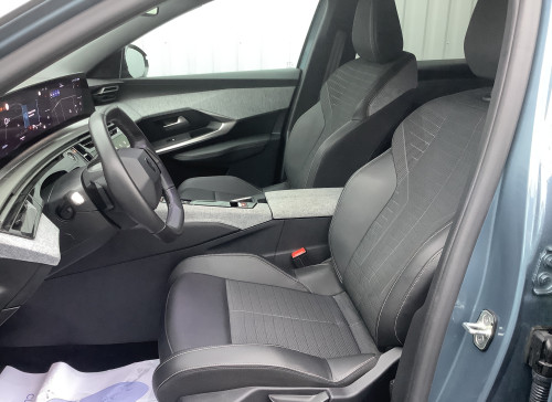 Peugeot 3008 Nouveau Hybrid 136 e-DCS6 Allure