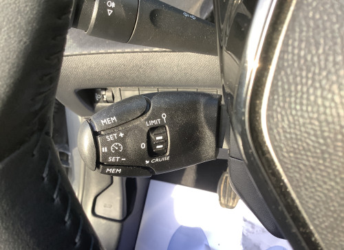 Peugeot 208 Nouvelle PureTech 100 S&S BVM6 Active