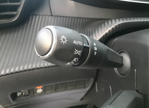 Peugeot 208 PureTech 100 S&S BVM6 Allure Pack