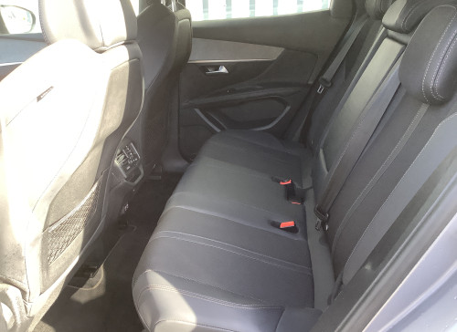 Peugeot 3008 Hybrid 136 e-DCS6 GT