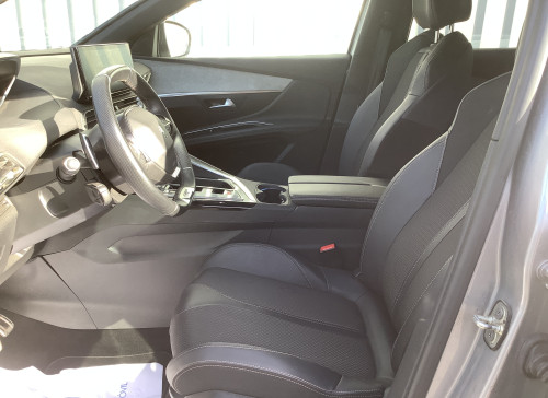 Peugeot 3008 Hybrid 136 e-DCS6 GT