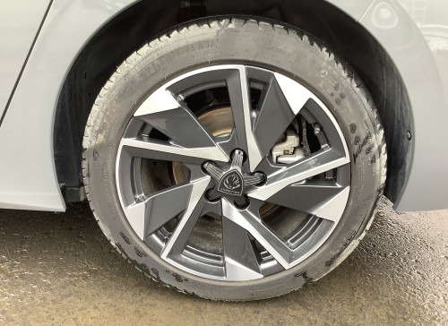 Peugeot 308 Hybrid 136 e-DCS6 Allure