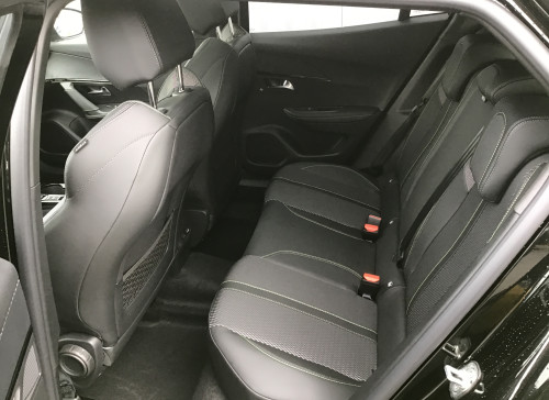 Peugeot 2008 Nouveau PureTech 130 S&S EAT8 GT