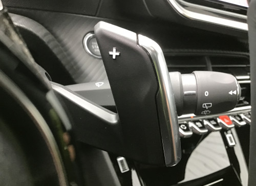 Peugeot 2008 Nouveau PureTech 130 S&S EAT8 GT