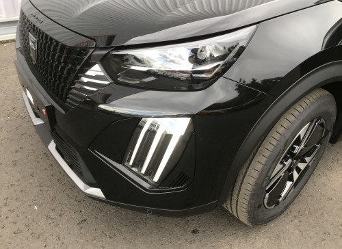 Peugeot 2008 Nouveau PureTech 130 S&S EAT8 GT