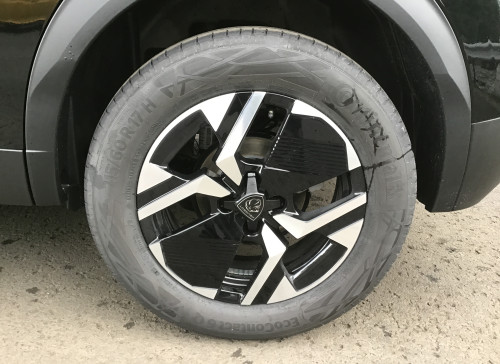 Peugeot 2008 Nouveau PureTech 130 S&S EAT8 GT