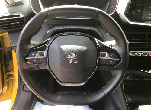 Peugeot 208 PureTech 100 S&S BVM6 Allure