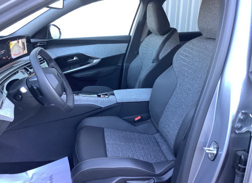 Peugeot 5008 Nouveau Hybrid 136 e-DCS6 Allure