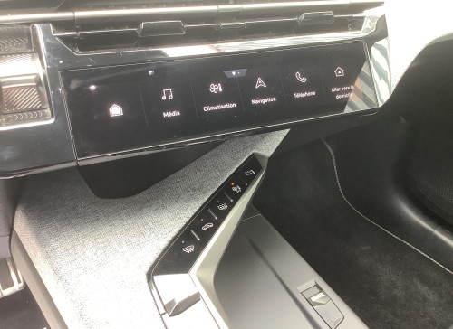 Peugeot 5008 Nouveau Hybrid 145 ch e-DCS6 GT