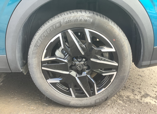 Peugeot 5008 Nouveau Hybrid 145 ch e-DCS6 GT