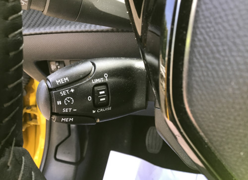 Peugeot 208 PureTech 100 S&S BVM6 Allure