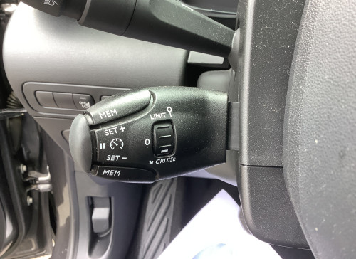 Citroën C3 AIRCROSS PureTech 130 S&S EAT6 Plus - 5P
