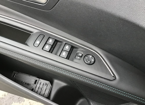 Peugeot 3008 Nouveau PureTech 130ch S&S EAT8 Allure Pack